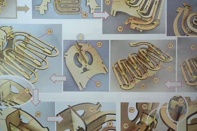 Engenius byggesett av tre: Kulebane med trampoliner