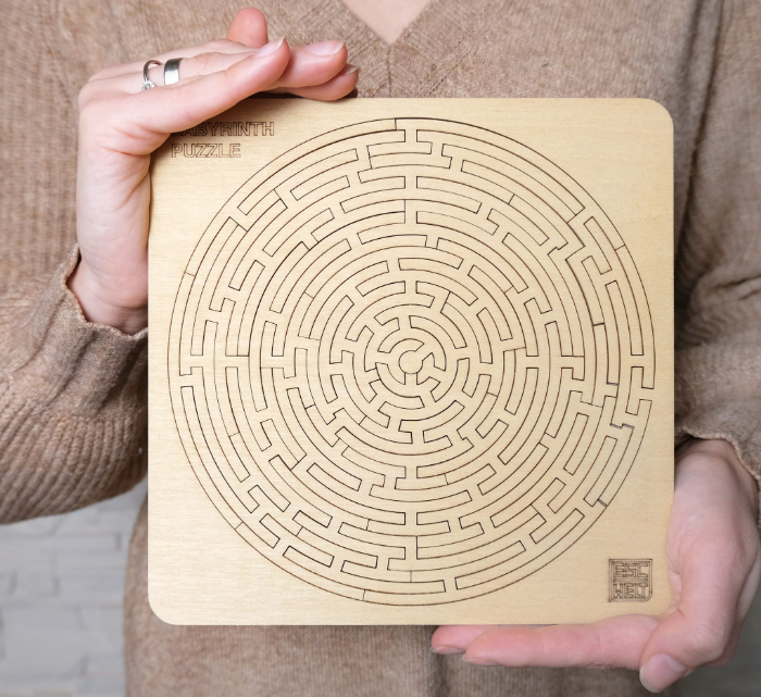 Quest Puzzles - 3 utfordrende puslespill uten motiv