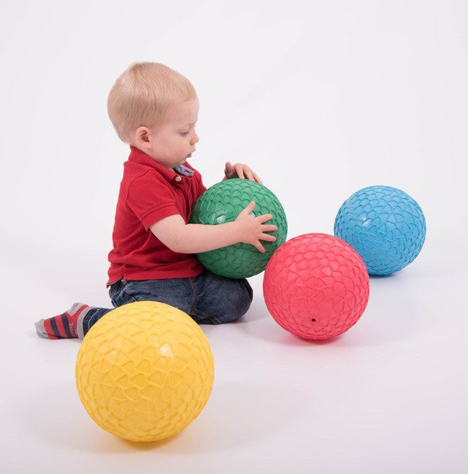 Easygrip-baller for barn 4-pakning - gripevennlig overflate