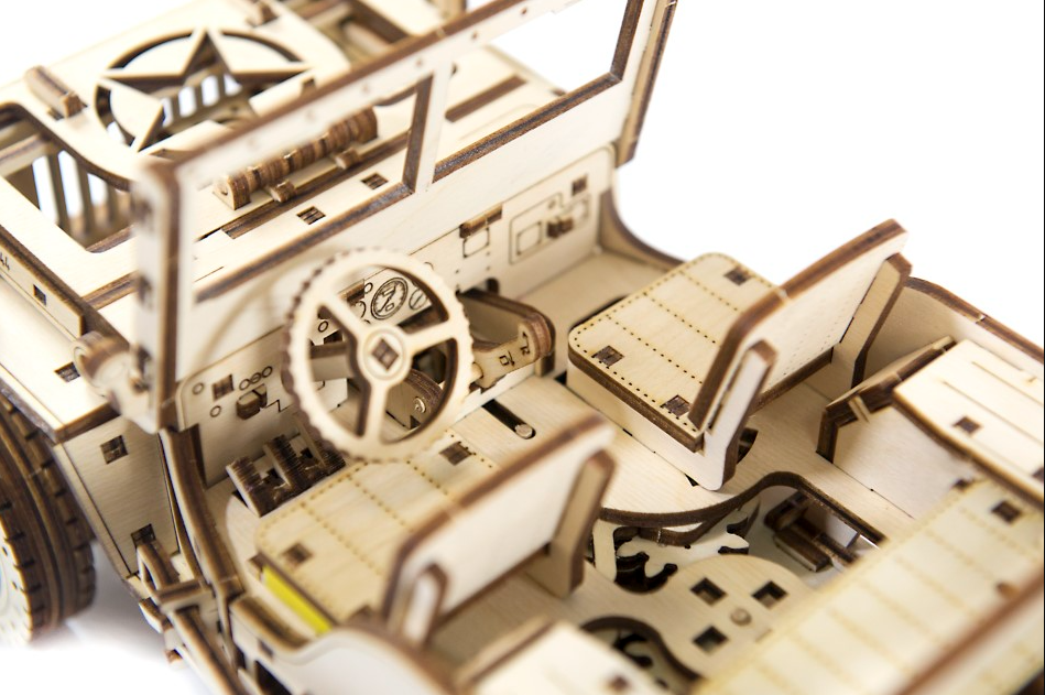 Wooden City byggesett av tre: Stor Jeep