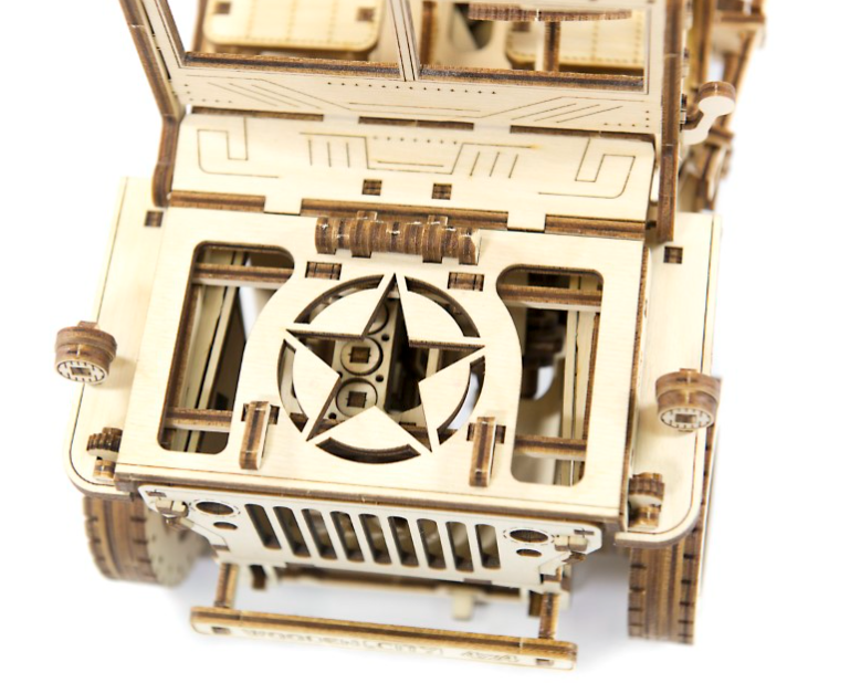 Wooden City byggesett av tre: Stor Jeep