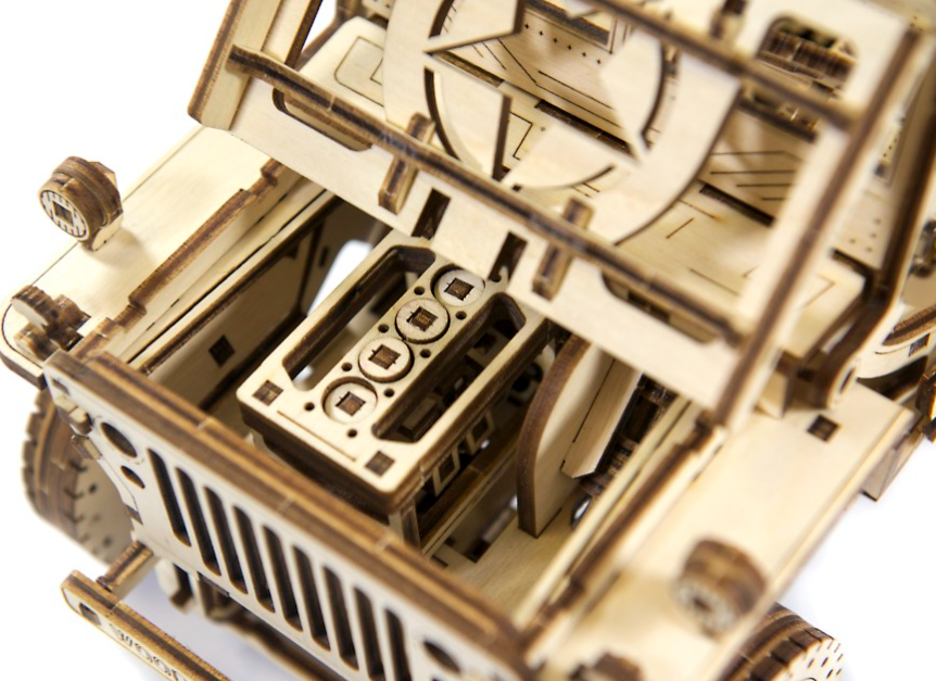 Wooden City byggesett av tre: Stor Jeep