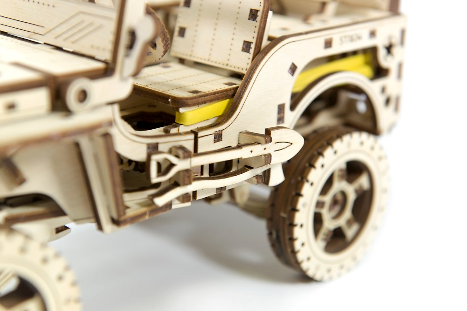 Wooden City byggesett av tre: Stor Jeep