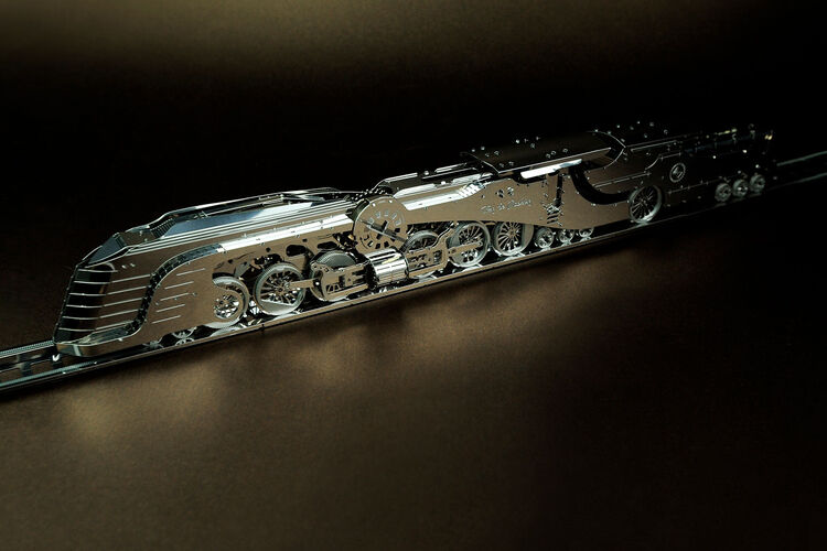 Time for machine byggesett metall voksne: Dazzling Steamliner damptog