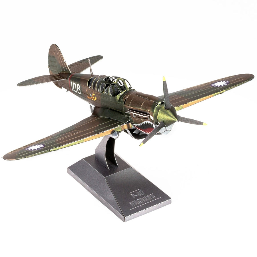 Byggesett metall for voksne: P-40 Warhawk jagerfly