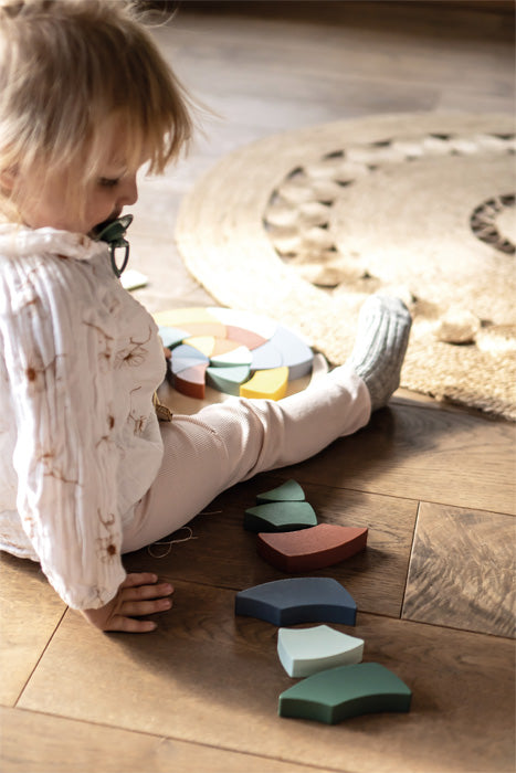 Montessori mosaikk og puslespill av tre