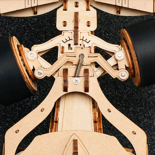 Robotime trebyggesett for voksne: Formel 1 racerbil