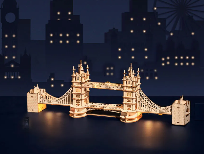 Rolife 3D puslespill av tre: Tower Bridge med lys