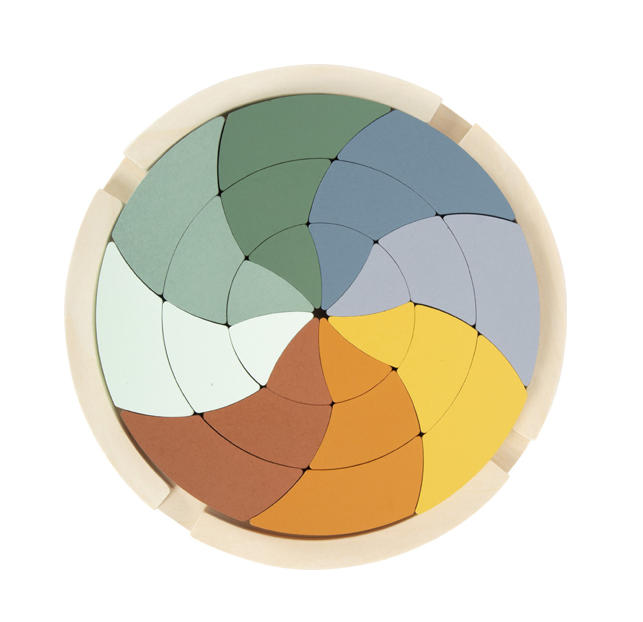 Montessori mosaikk og puslespill av tre