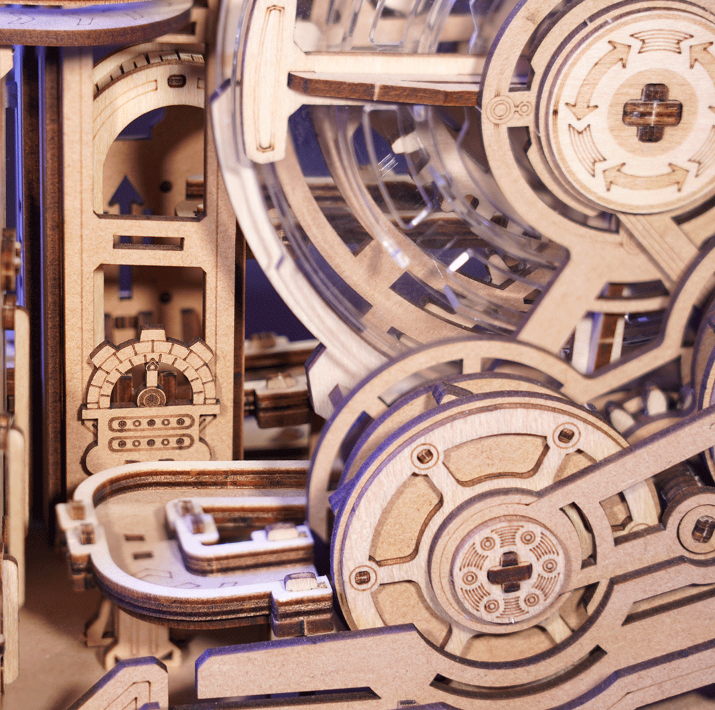 Robotime trebyggesett for voksne: Gear Ball Challenge