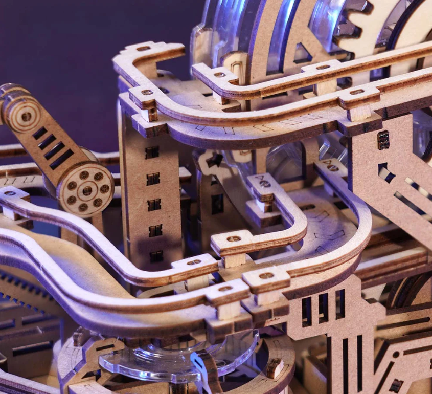 Robotime trebyggesett for voksne: Gear Ball Challenge