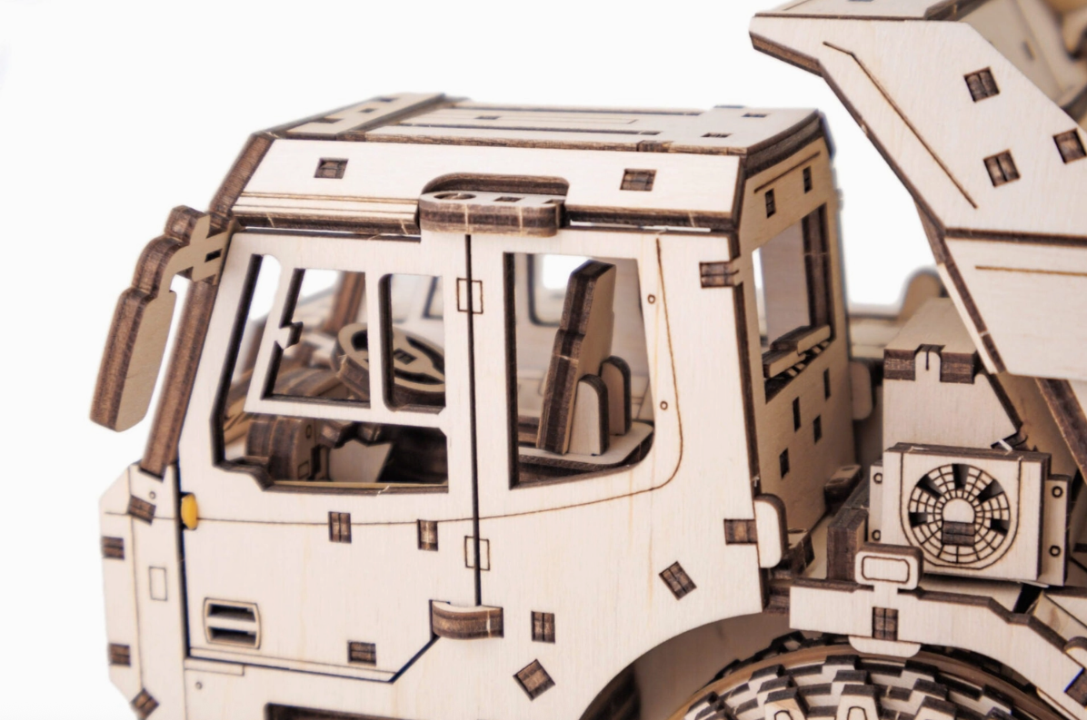 EWA trebyggesett for voksne: Dumper truck