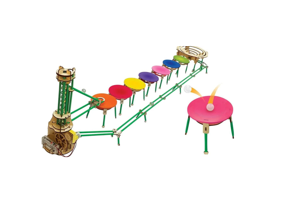 Engenius byggesett av tre: Kulebane med trampoliner