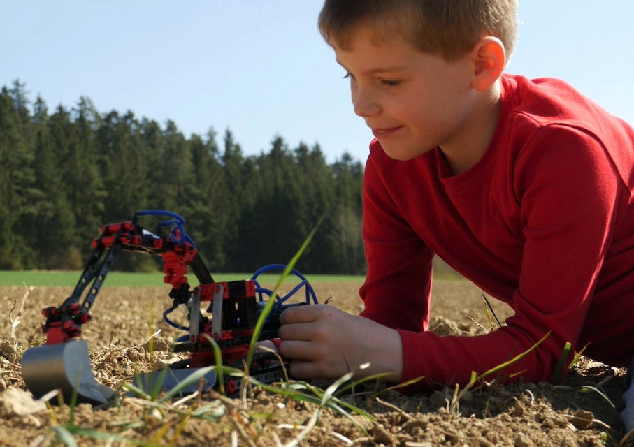 FischerTechnik byggesett for barn: Lufttrykksmaskiner